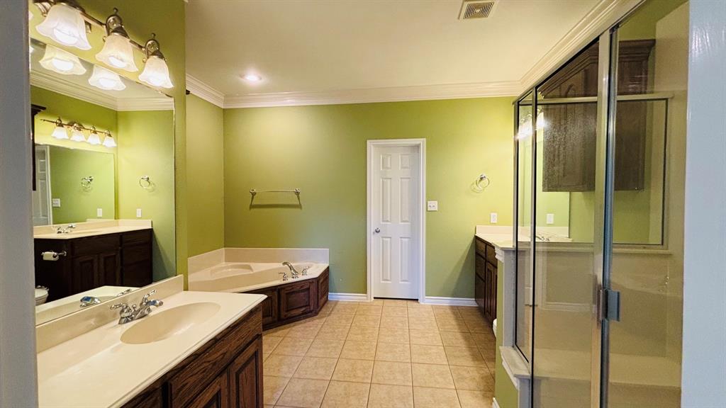 395 Pecan Court Property Photo 11