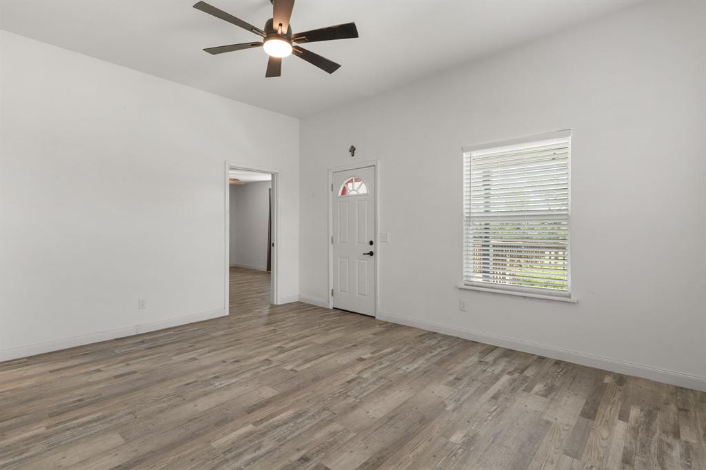 5312 Crown Lane Property Photo 20