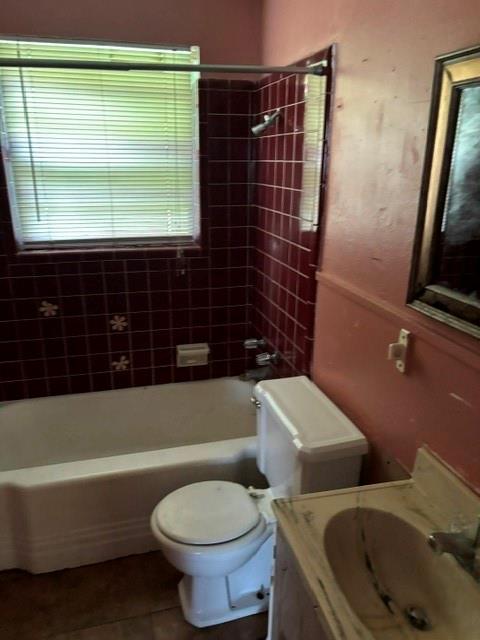4032 Golf Links Boulevard Property Photo 5