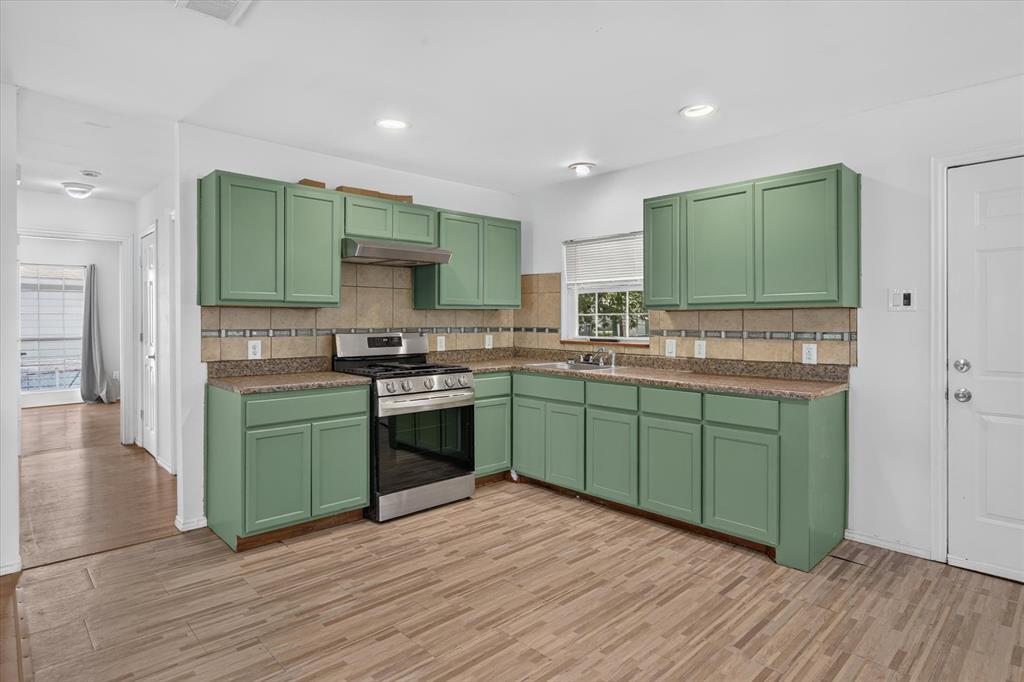 4912 Borden Drive Property Photo 6