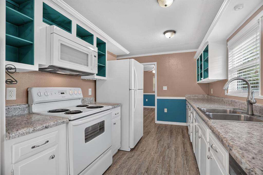 418 County Road 1627 Property Photo 6