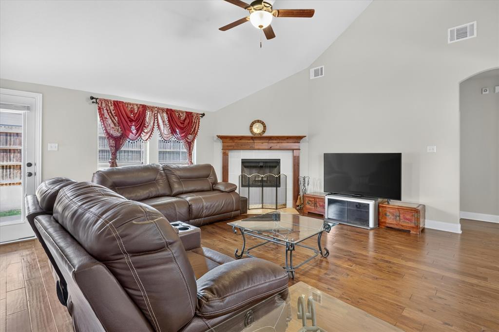 2726 Buffalo Run Property Photo 11