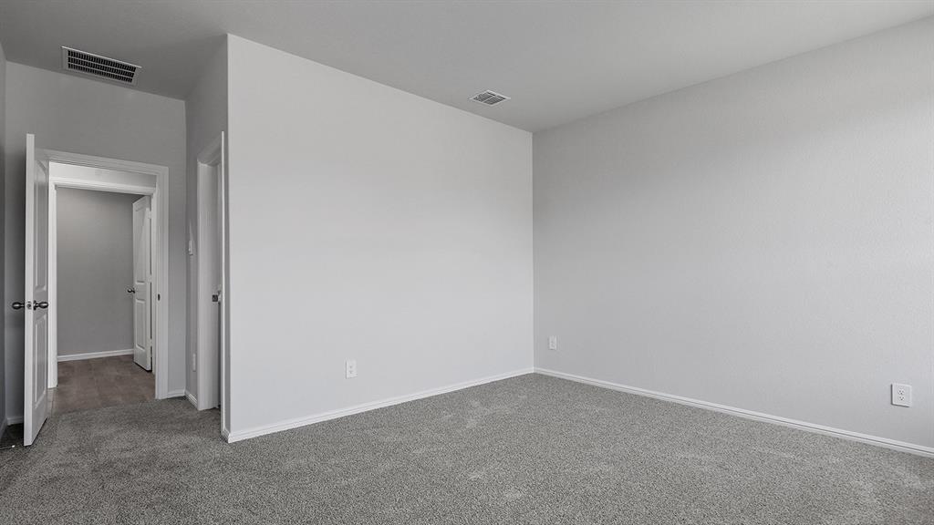 411 Sunday Silence Way Property Photo 18