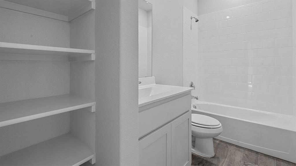 411 Sunday Silence Way Property Photo 31