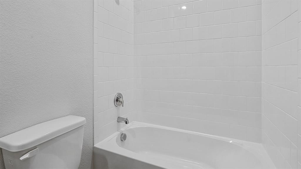 411 Sunday Silence Way Property Photo 33