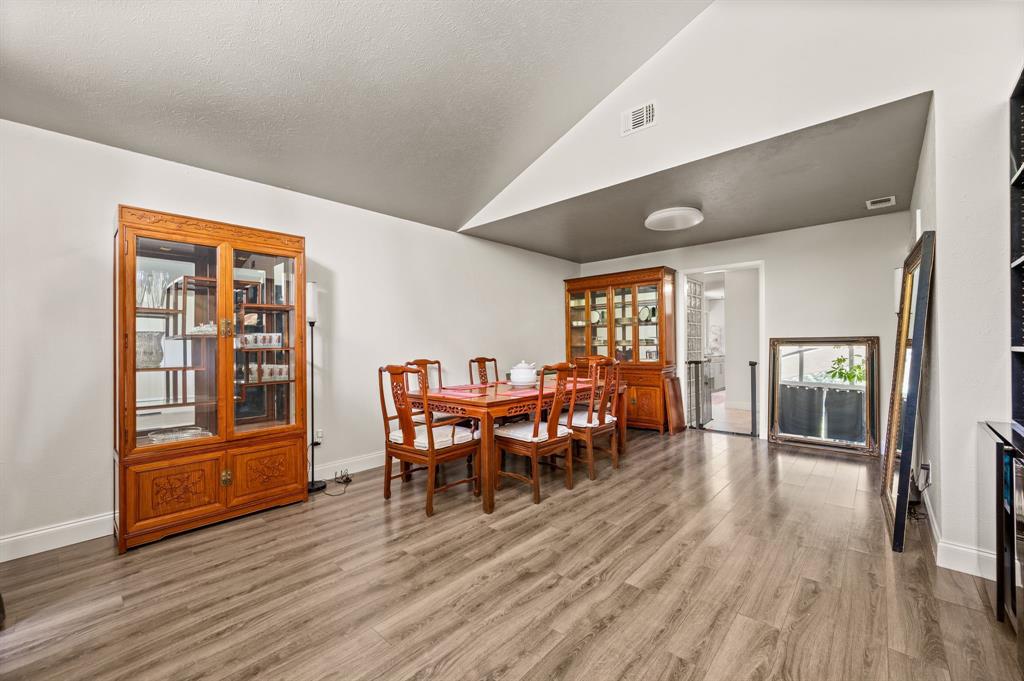 4104 Linkwood Drive Property Photo 8