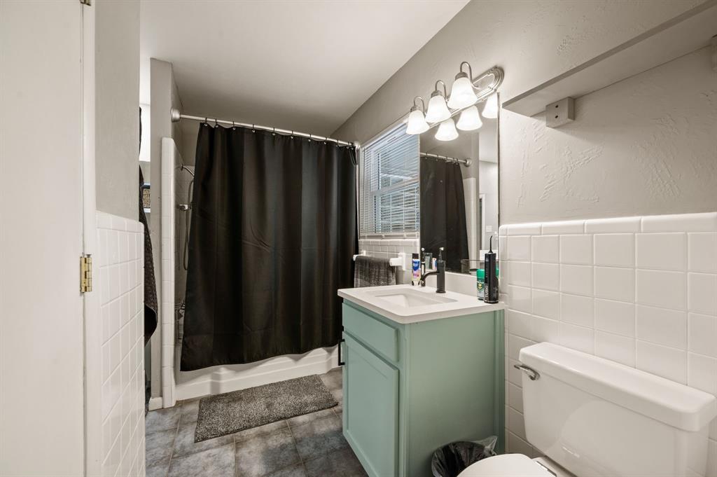4104 Linkwood Drive Property Photo 21