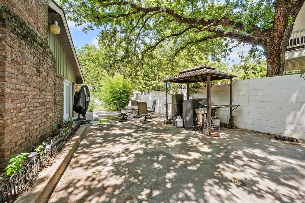4104 Linkwood Drive Property Photo 35