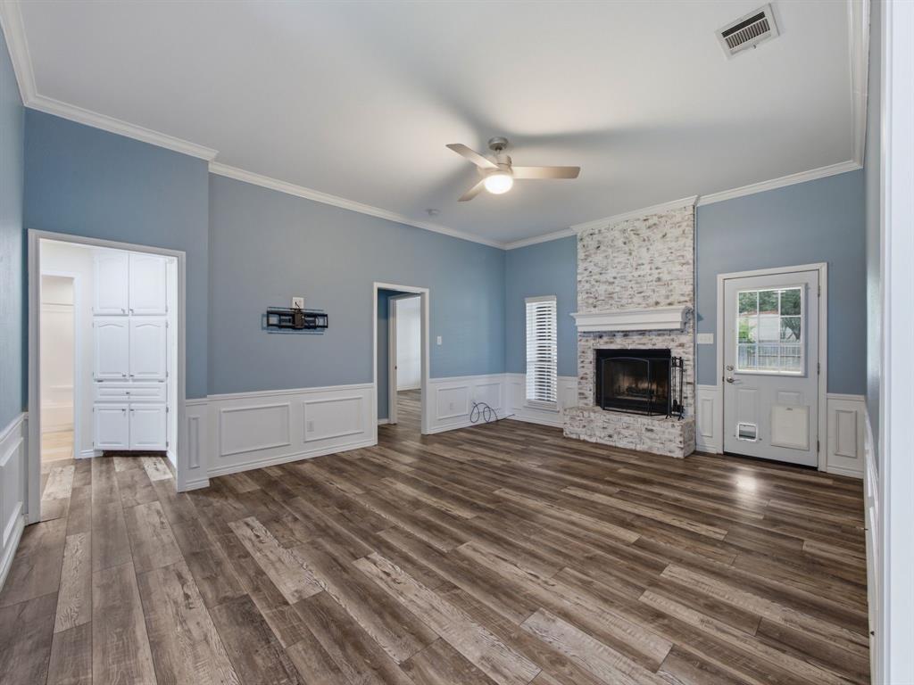 207 Country View Lane Property Photo 4