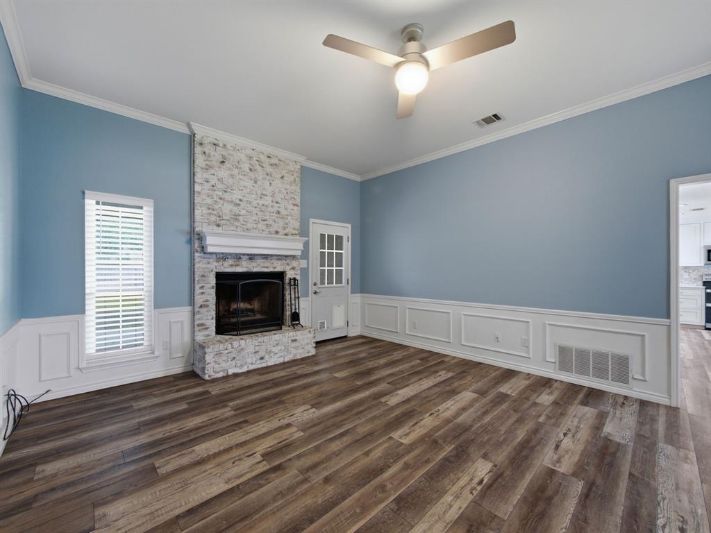 207 Country View Lane Property Photo 5