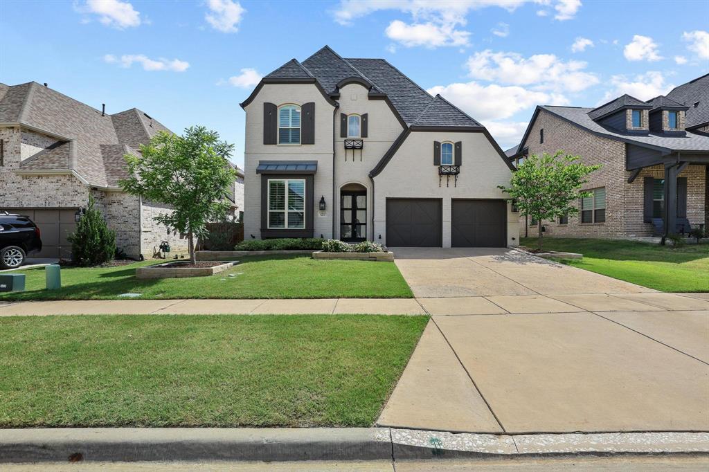 4211 Walnut Grove Lane Property Photo 1