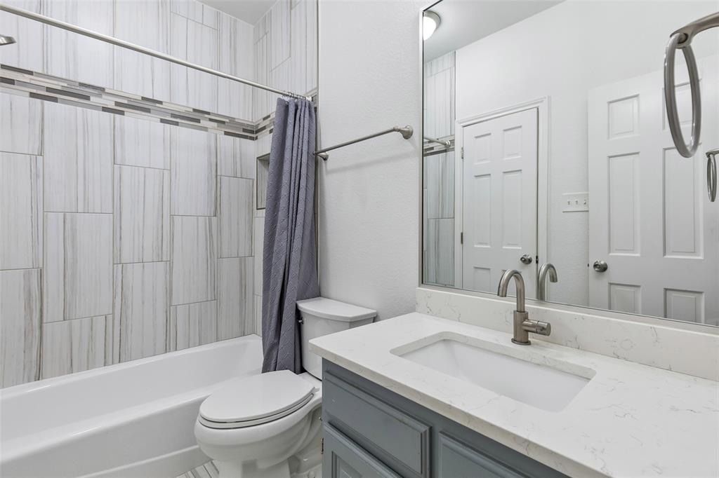 2507 Mandy Way Property Photo 20