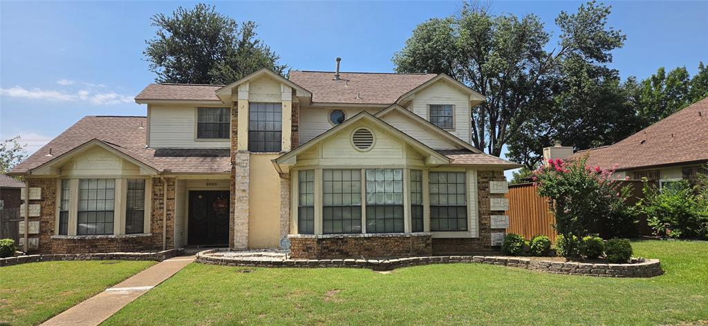 2020 E Branch Hollow Drive Property Photo 1