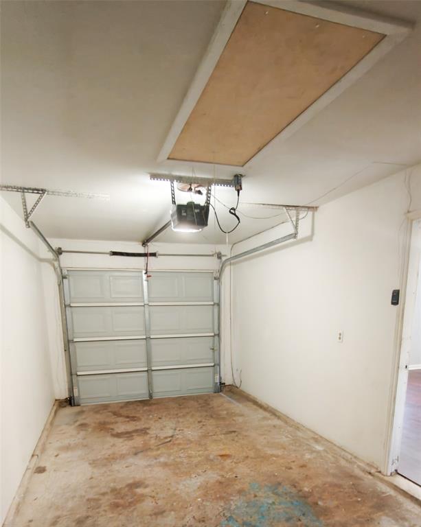 4249 Driscoll Drive Property Photo 10