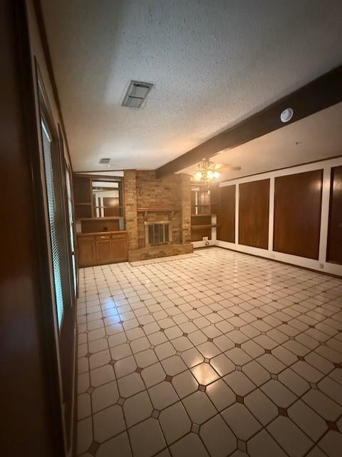 8761 S County Road Property Photo 11