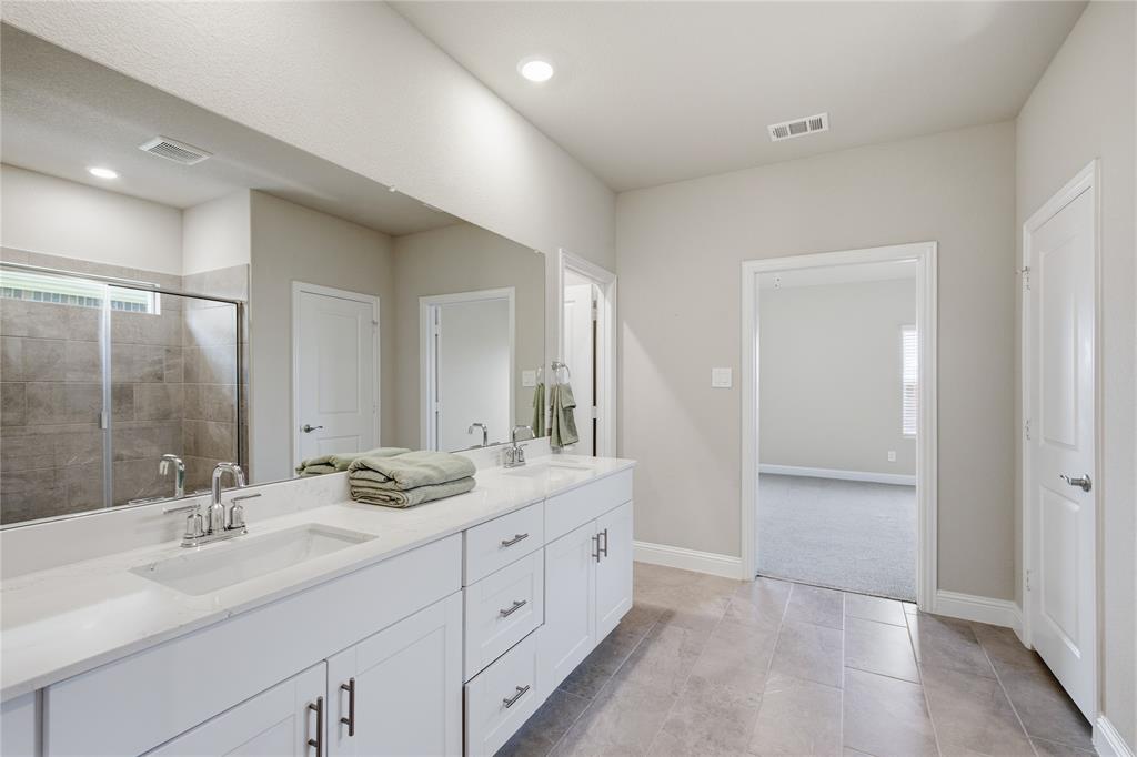 6656 Denim Drive Property Photo 15