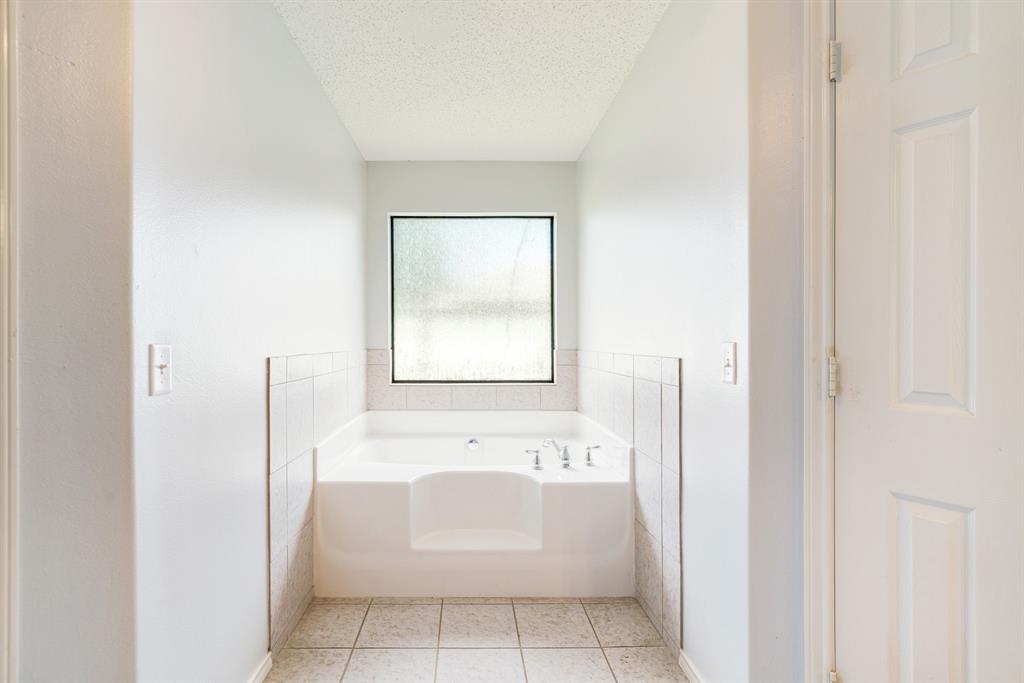 140 Se 49th Street Property Photo 13