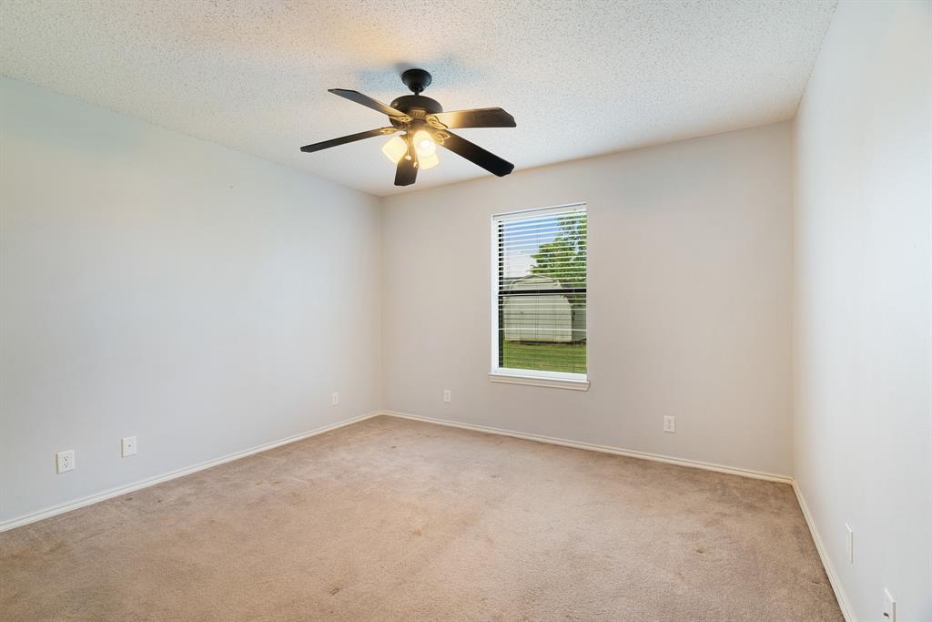 140 Se 49th Street Property Photo 15