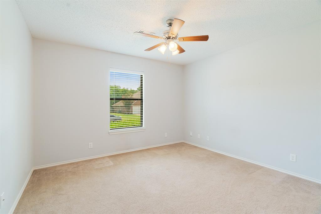 140 Se 49th Street Property Photo 17