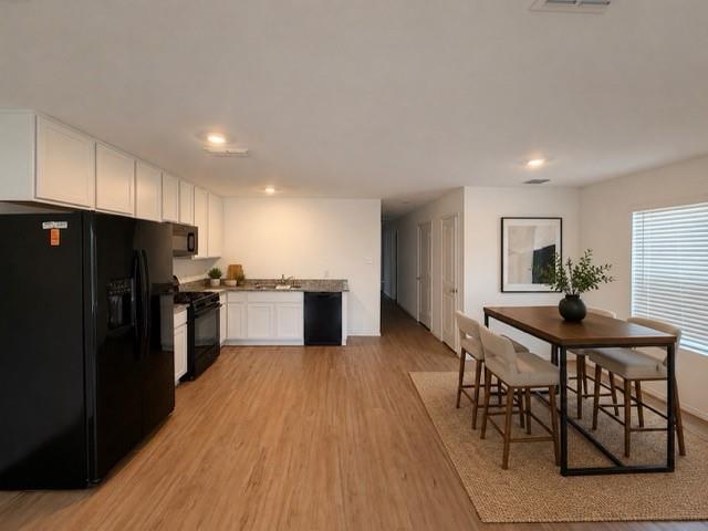 465 Whistlestop Way Property Photo 4