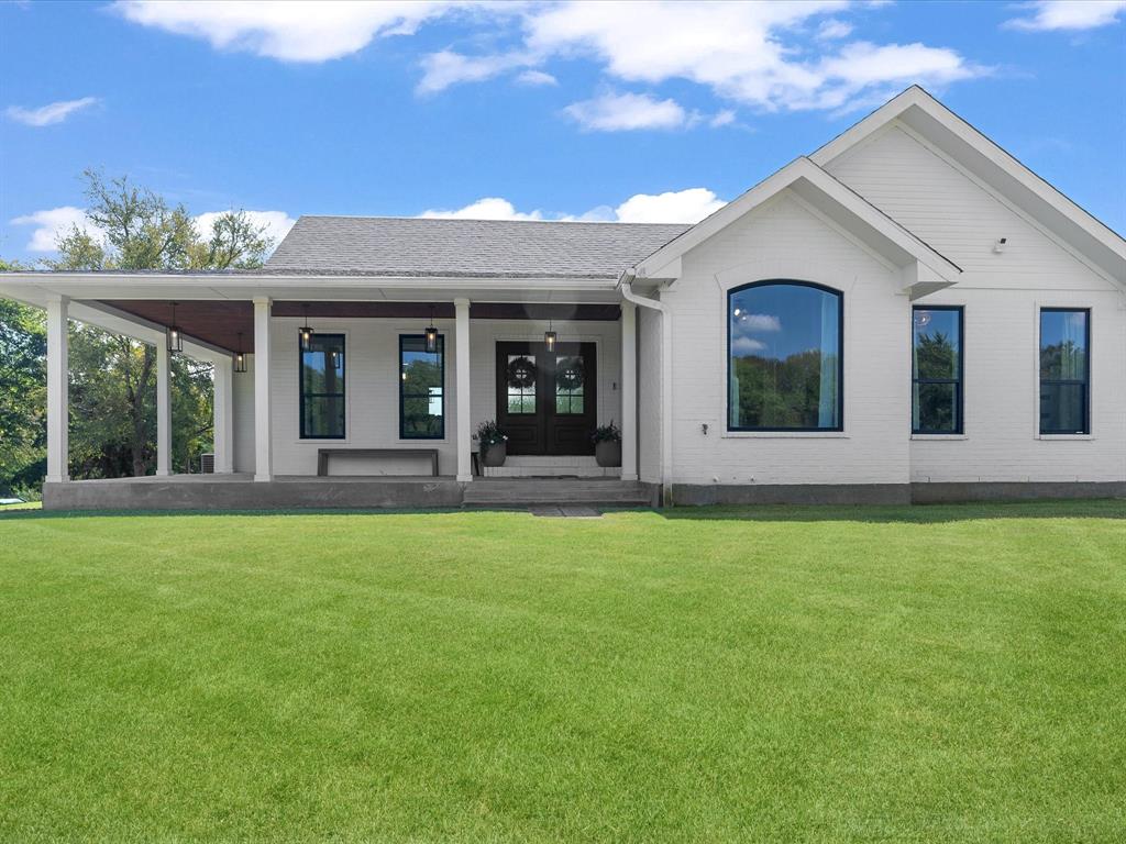 946 Burke Road Property Photo 1