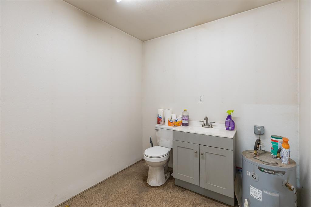 2747 County Road 103 Property Photo 11