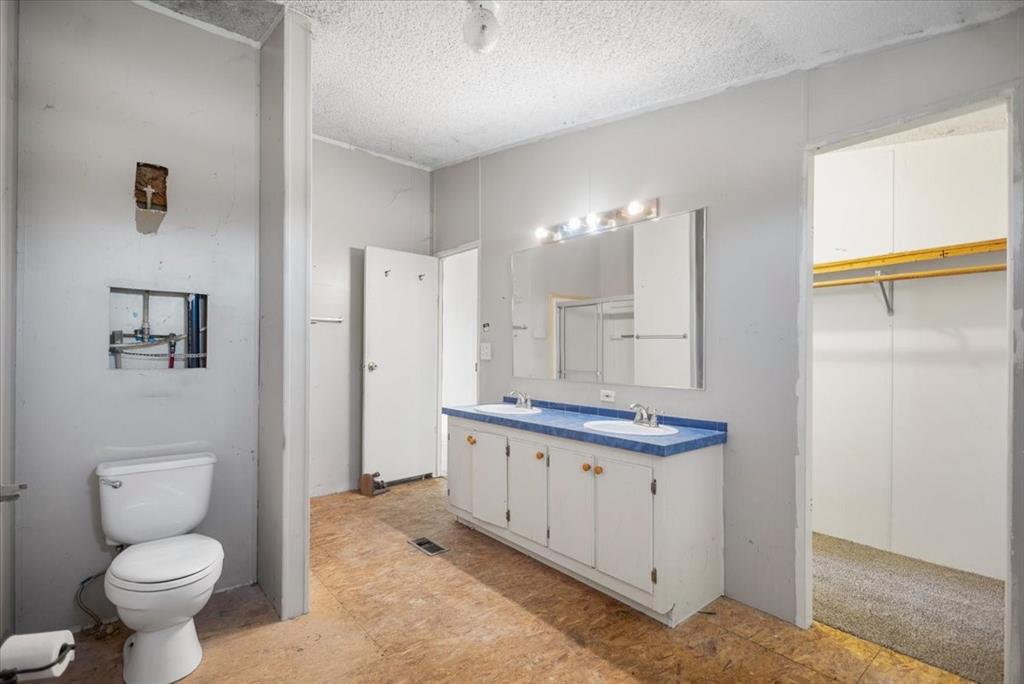 5942 Fm 3080 Property Photo 8