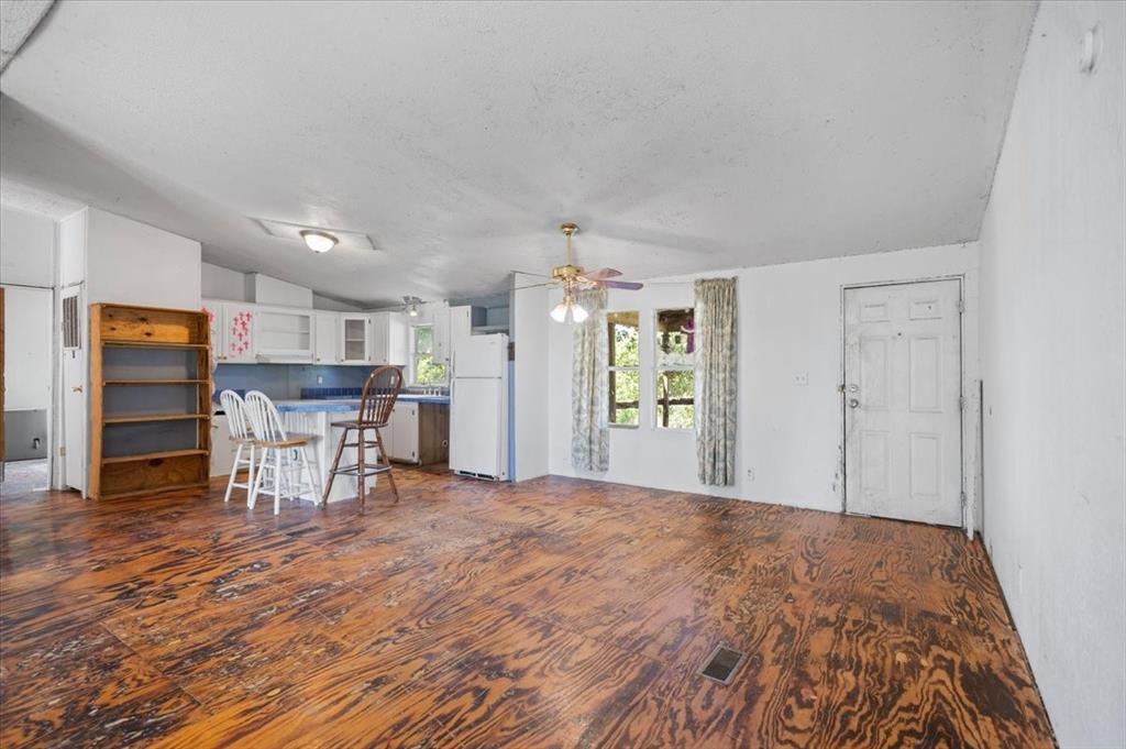 5942 Fm 3080 Property Photo 11