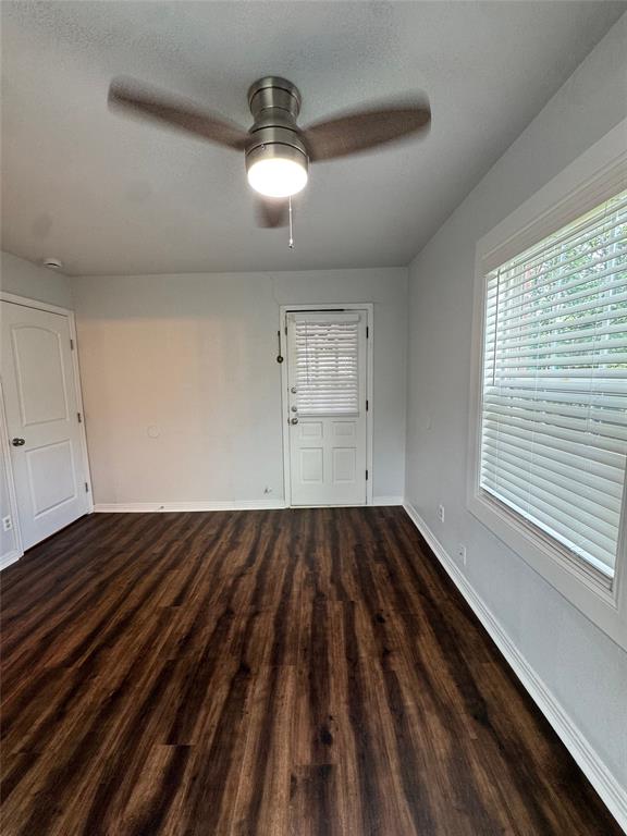 3241 Sandage Avenue Property Photo 13