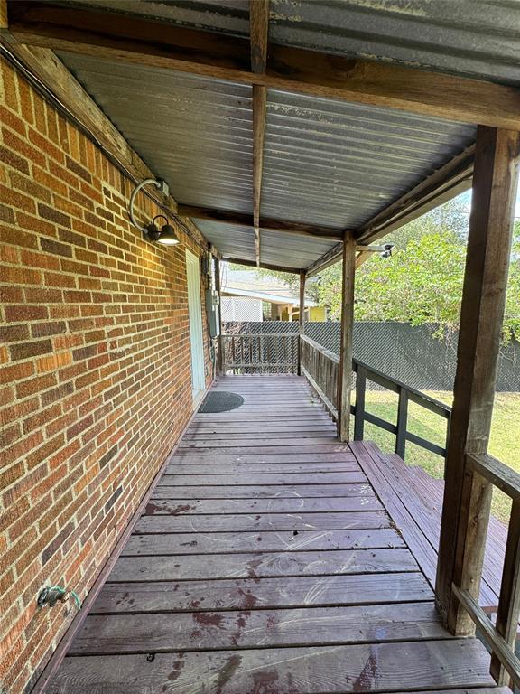 3241 Sandage Avenue Property Photo 15