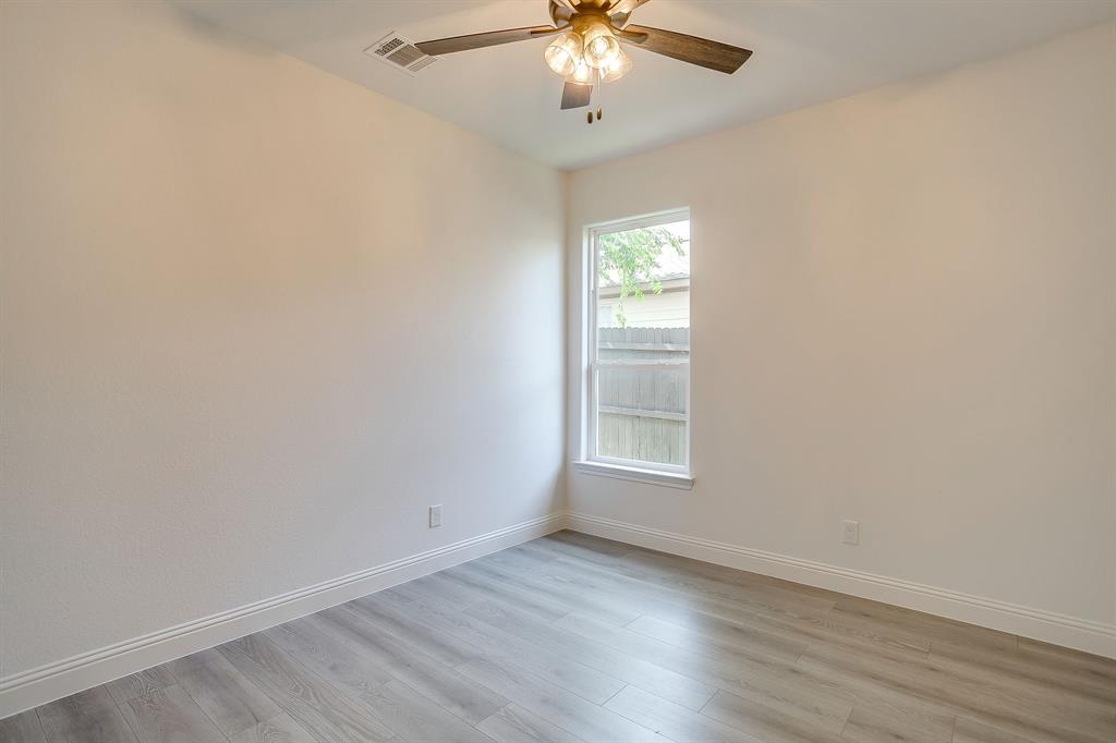 2613 Chestnut Avenue Property Photo 29