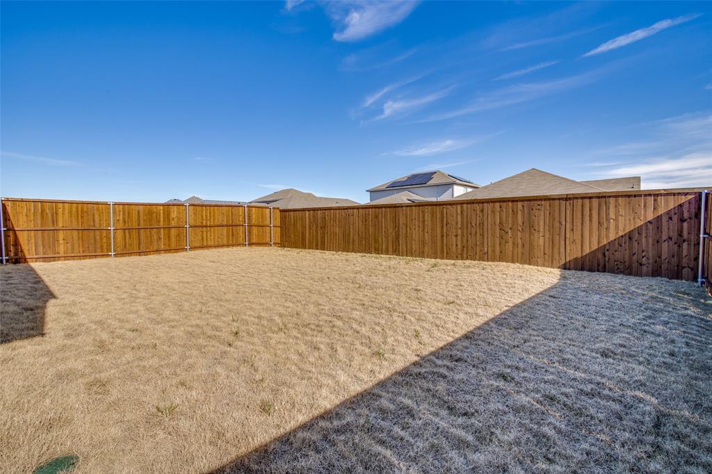 6231 Tawakoni Lane Property Photo 32