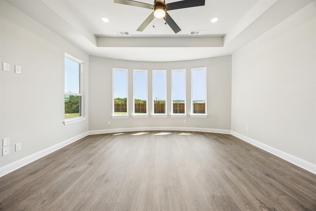 100 Bristol Lane Property Photo 13