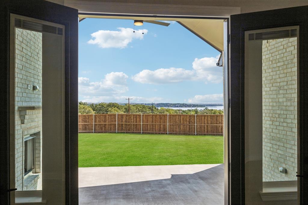 100 Bristol Lane Property Photo 21