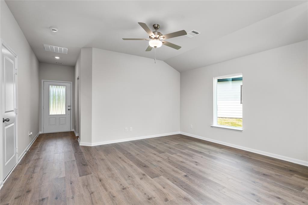 1412 Reiner Drive Property Photo 3