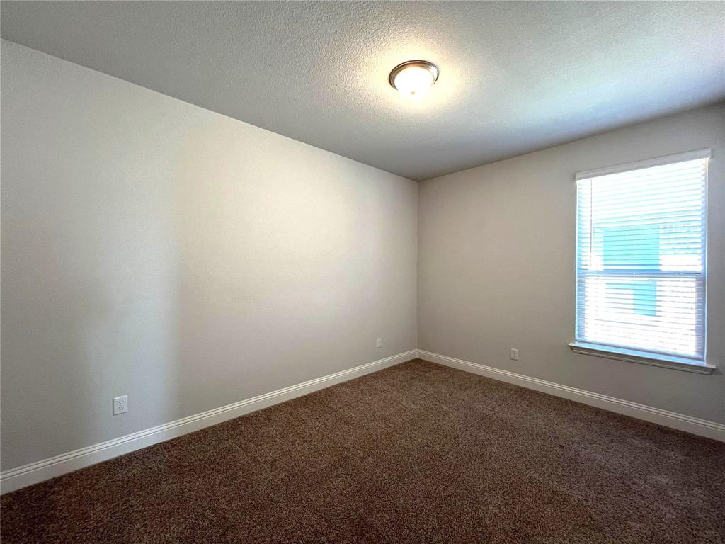 273 Mineral Point Drive Property Photo 25
