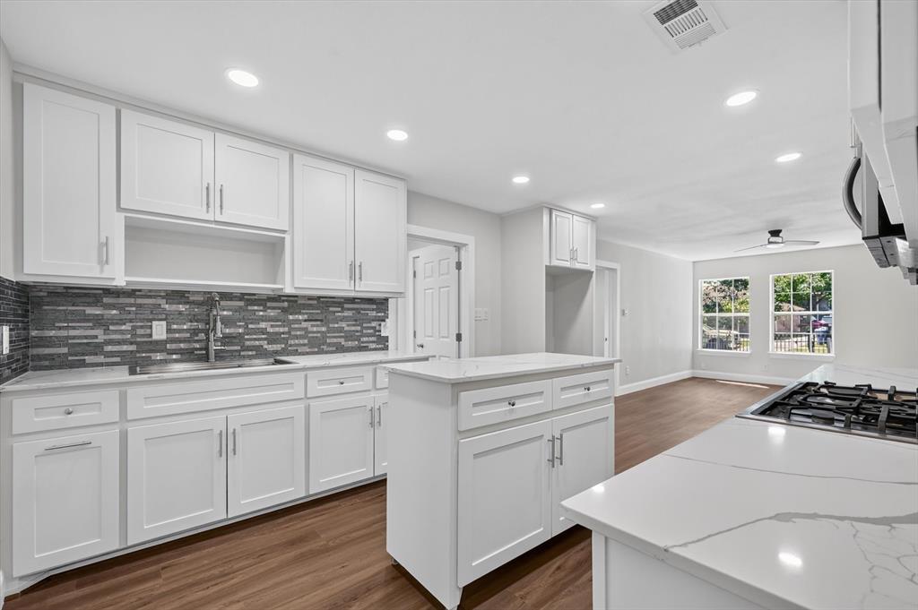 1113 Brock Street Property Photo 10