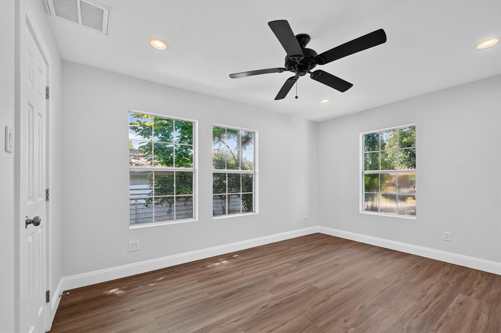 1113 Brock Street Property Photo 11