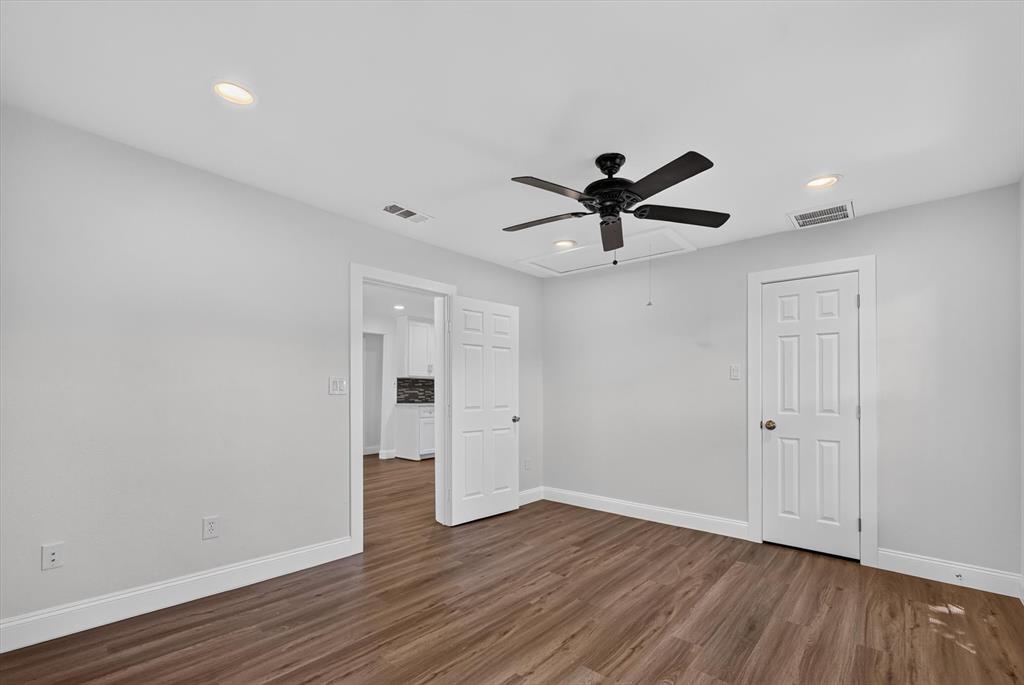 1113 Brock Street Property Photo 12