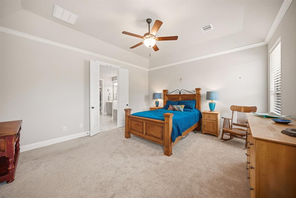 134 Water Garden Drive Property Photo 12