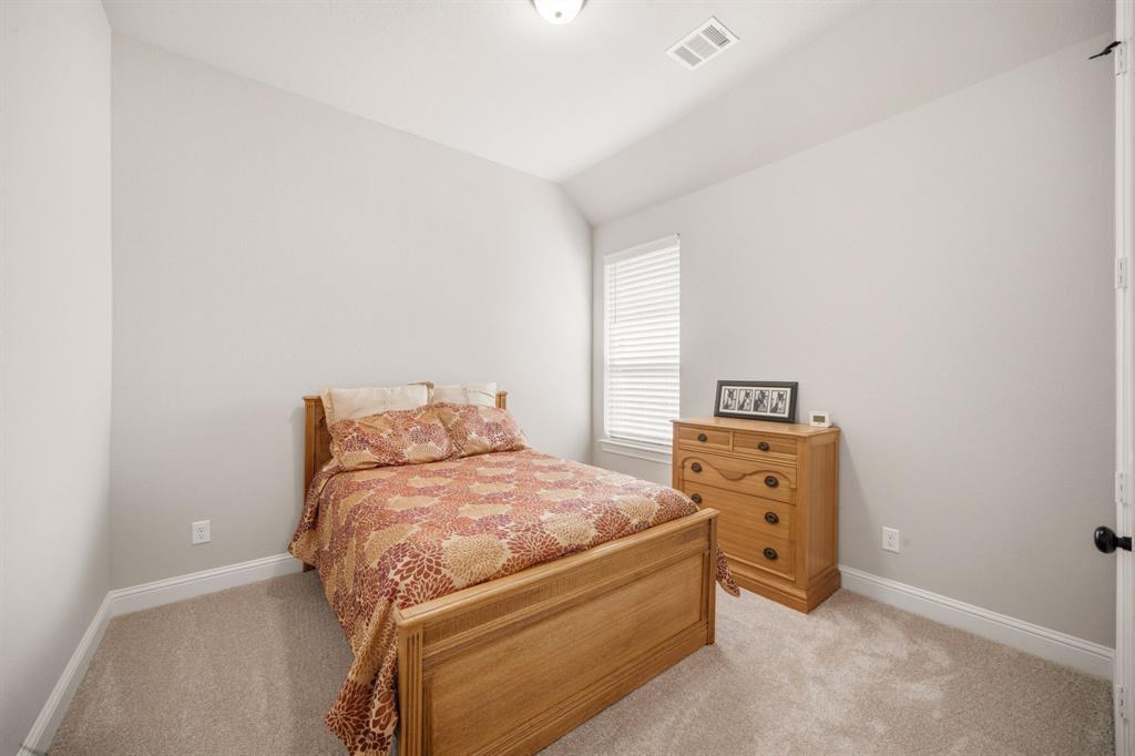 134 Water Garden Drive Property Photo 17