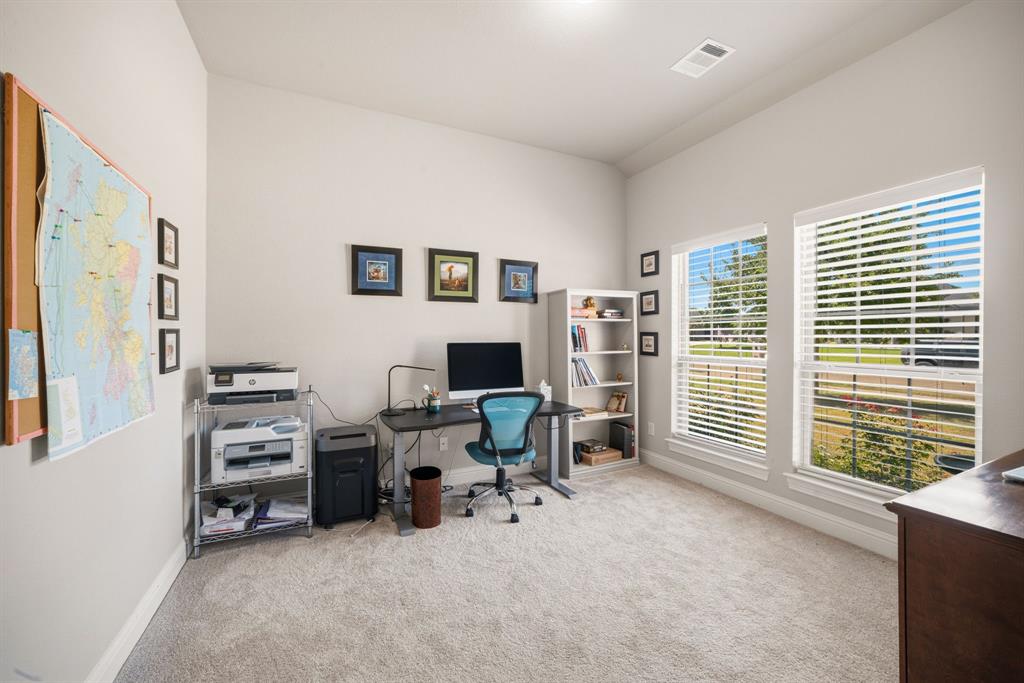 134 Water Garden Drive Property Photo 18