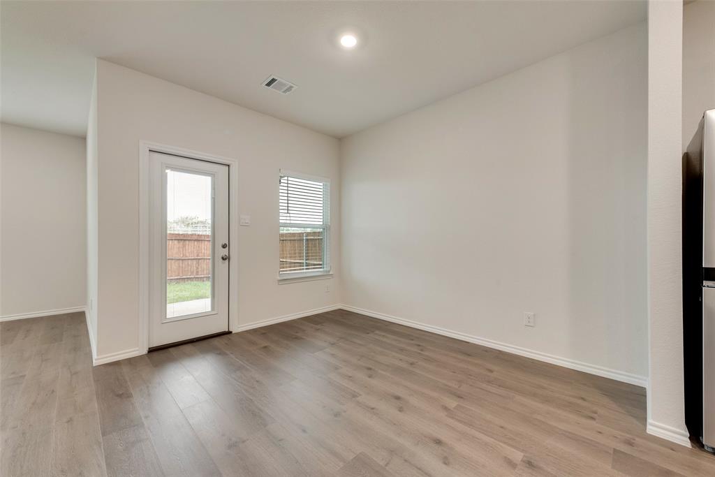 124 Labein Avenue Property Photo 8