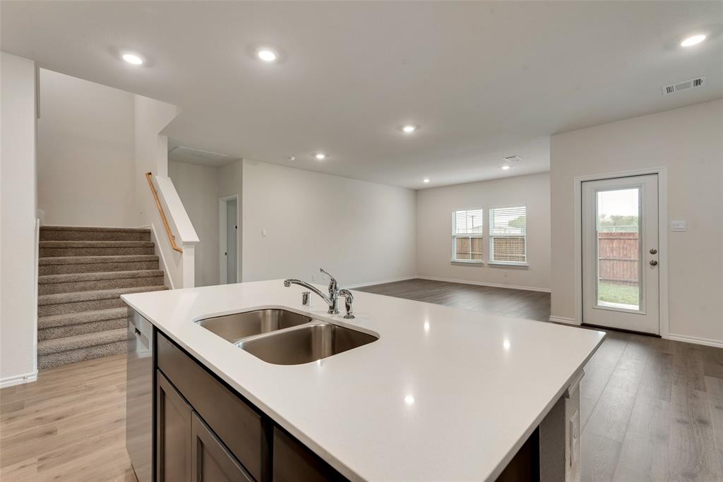 124 Labein Avenue Property Photo 12