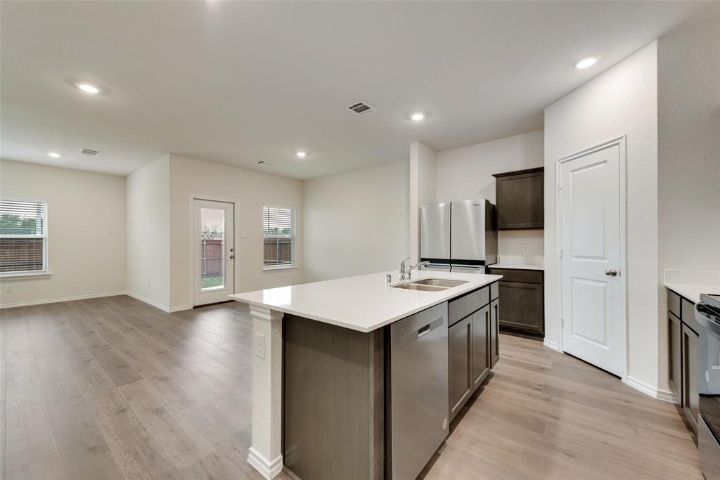 124 Labein Avenue Property Photo 13