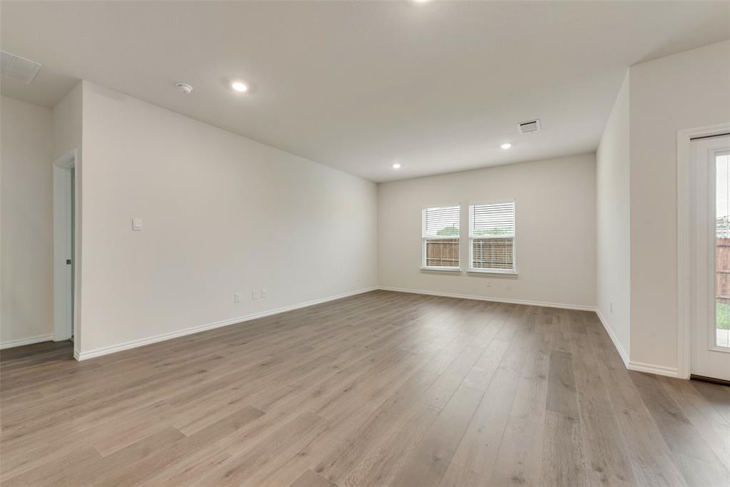 124 Labein Avenue Property Photo 15