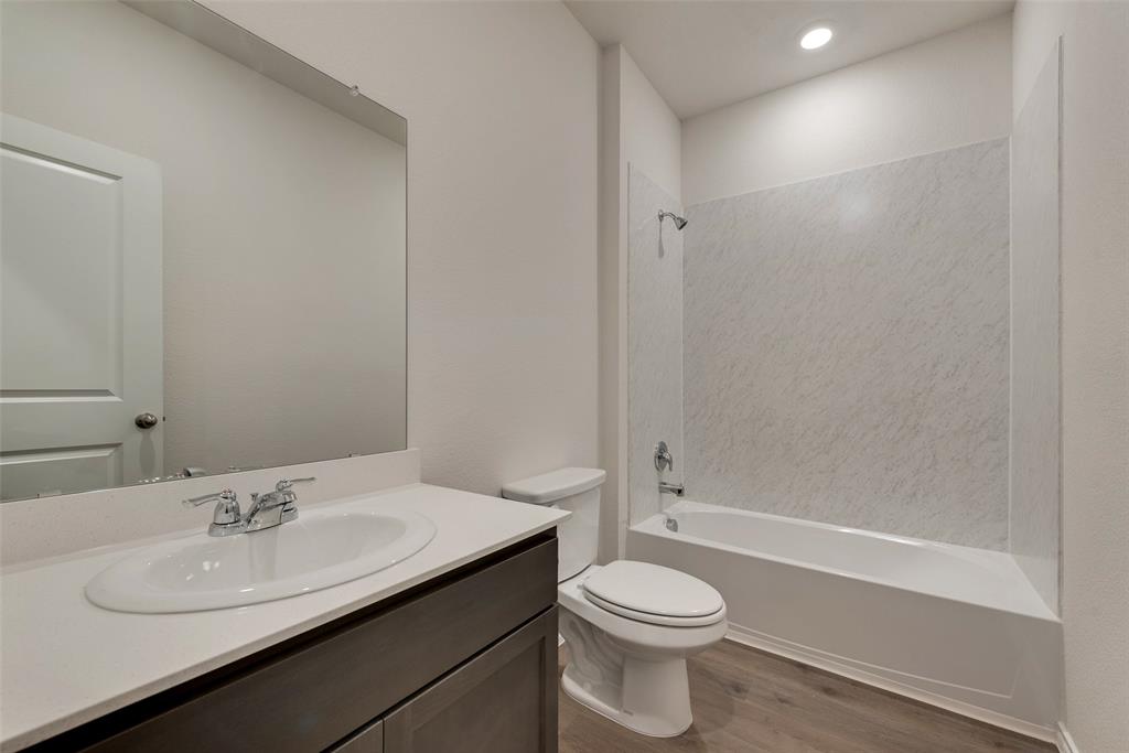 124 Labein Avenue Property Photo 16