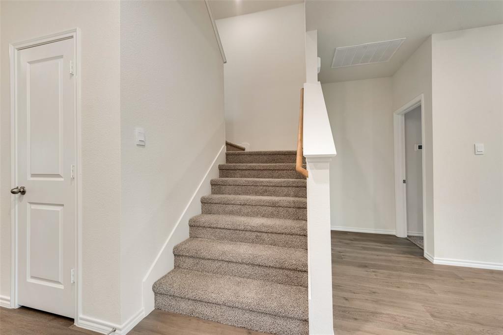 124 Labein Avenue Property Photo 28