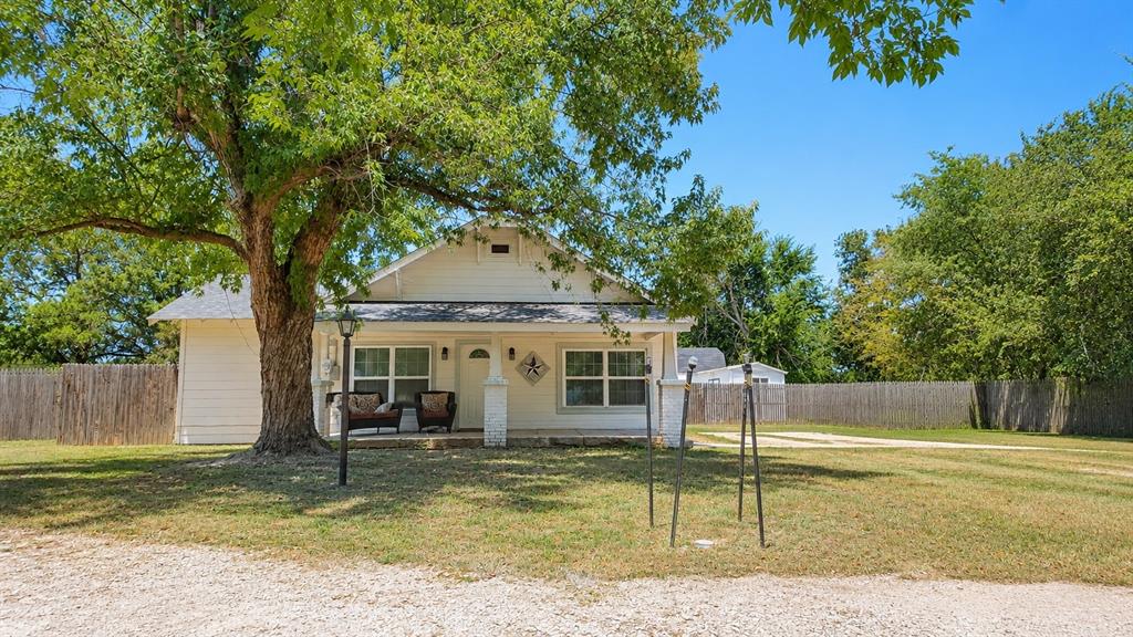 200 S Mimosa Street Property Photo 1