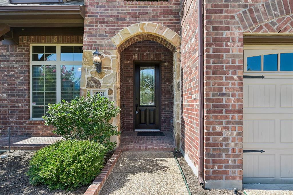 15221 Mount Evans Drive Property Photo 2